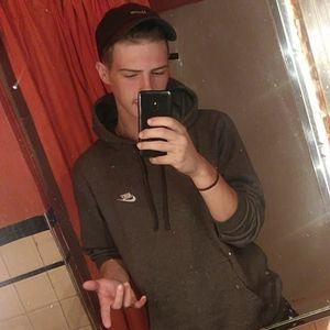 Meet your Posher, Sean